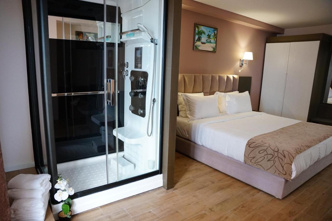 Doanesia Premium Hotel & Spa Tirana Kültér fotó