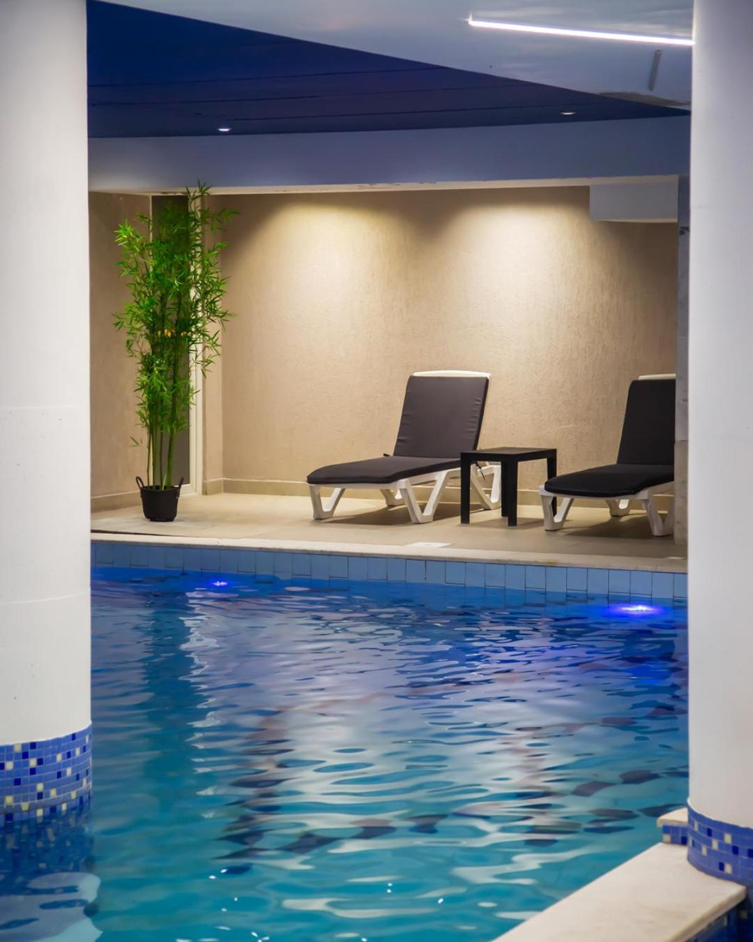 Doanesia Premium Hotel & Spa Tirana Kültér fotó