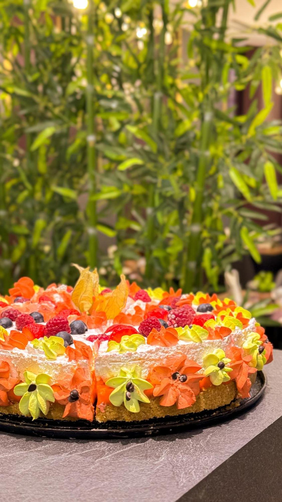Doanesia Premium Hotel & Spa Tirana Kültér fotó